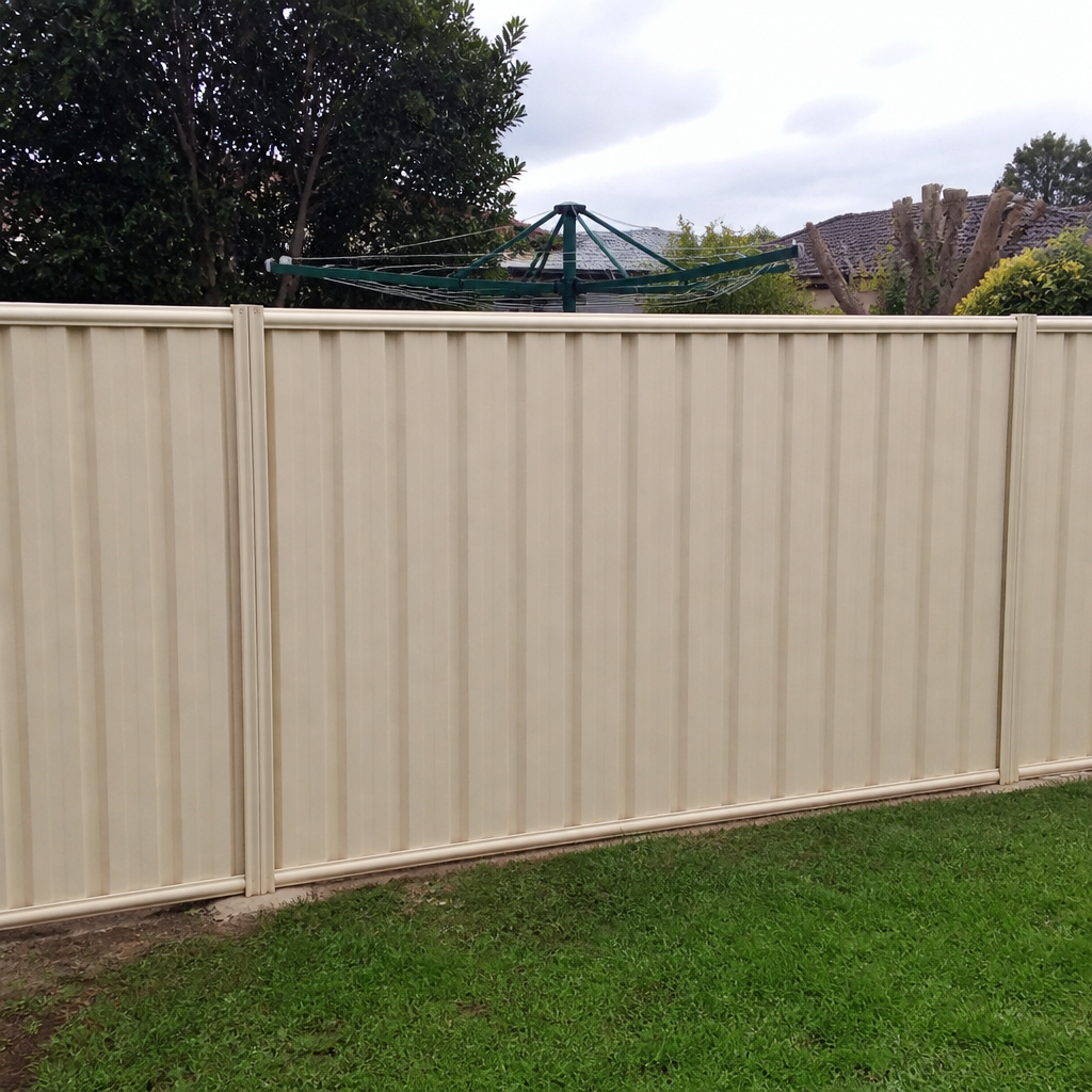 Metal Classic Cream backyard fence